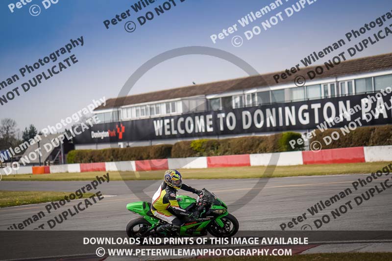 donington no limits trackday;donington park photographs;donington trackday photographs;no limits trackdays;peter wileman photography;trackday digital images;trackday photos